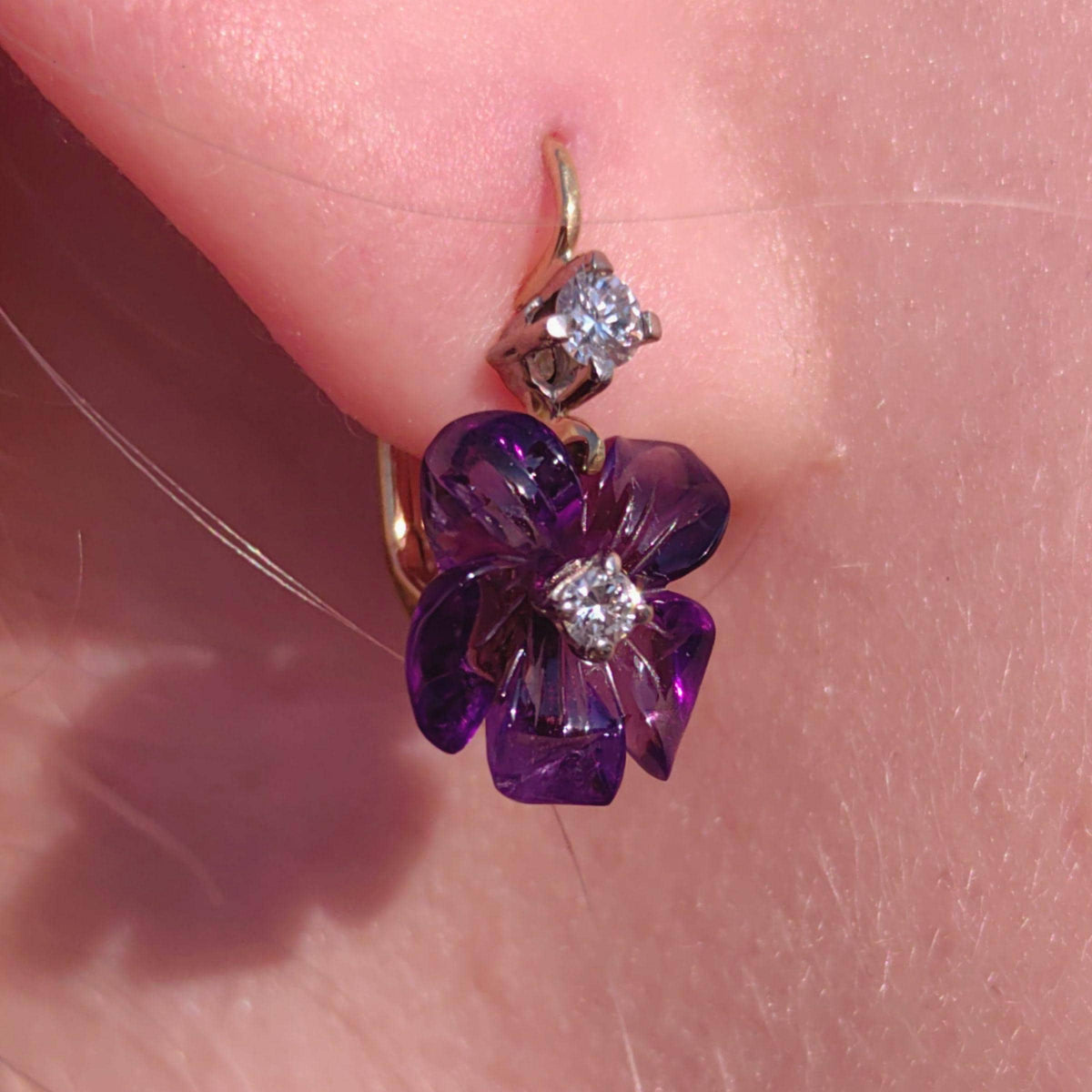 Natural Amethyst and Diamond 18k Solid Gold Flower Sleepers Dormeuse Vintage Antique 1950s Elegant Purple Crystal Earrings Gift for Her