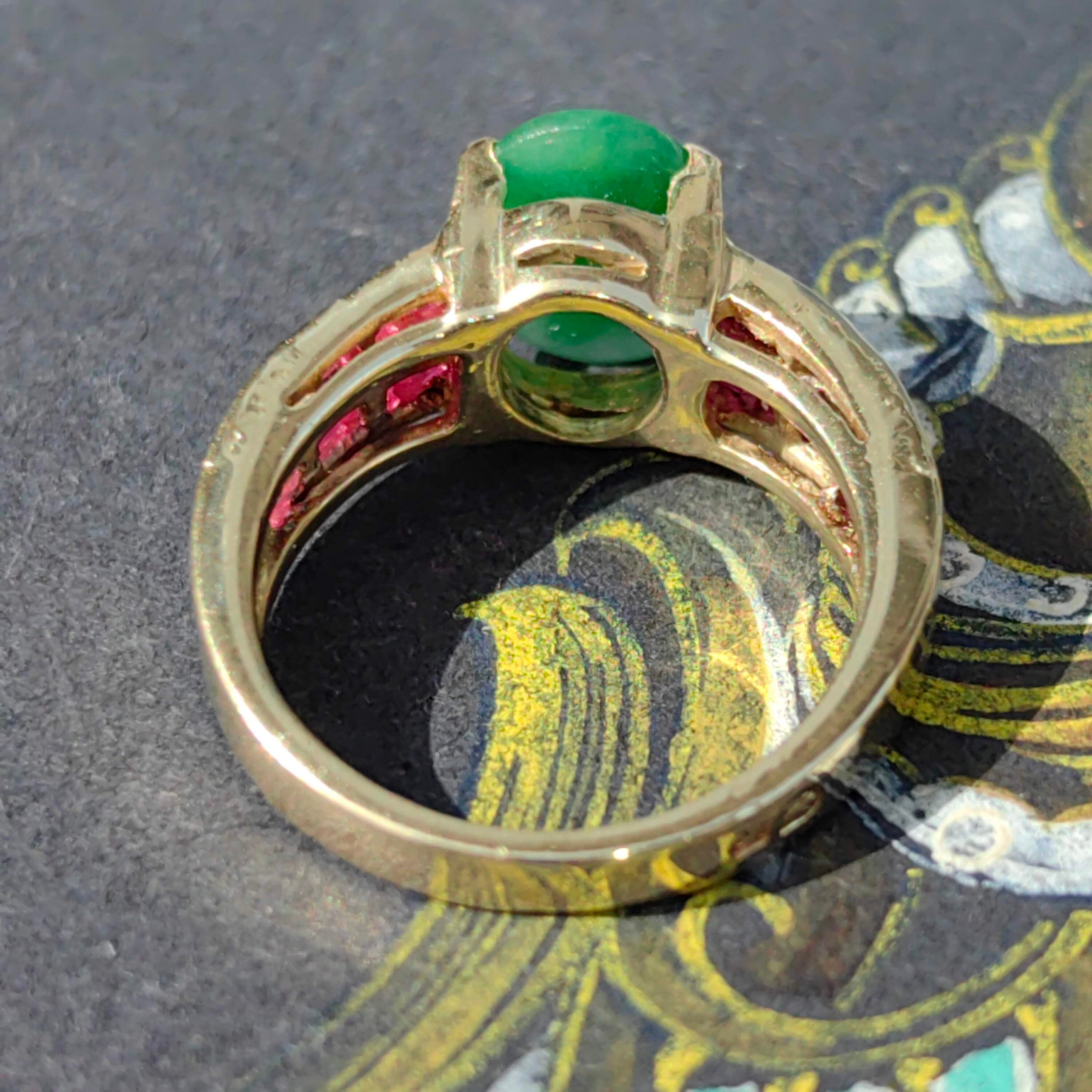 Vintage 18K Gold Jadeite & Ruby Cocktail Ring - Hungarian Hallmarks