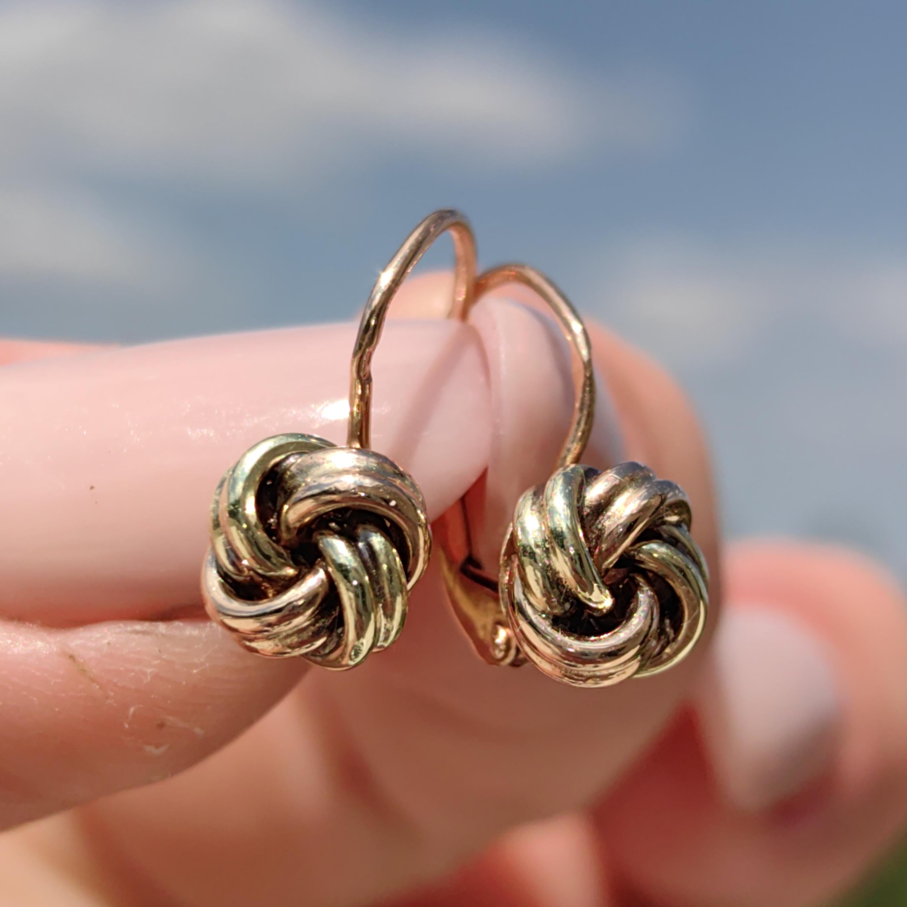 Vintage 14K Two-Tone Gold Braided Knot Earrings: 1940s Lever Back Sleepers