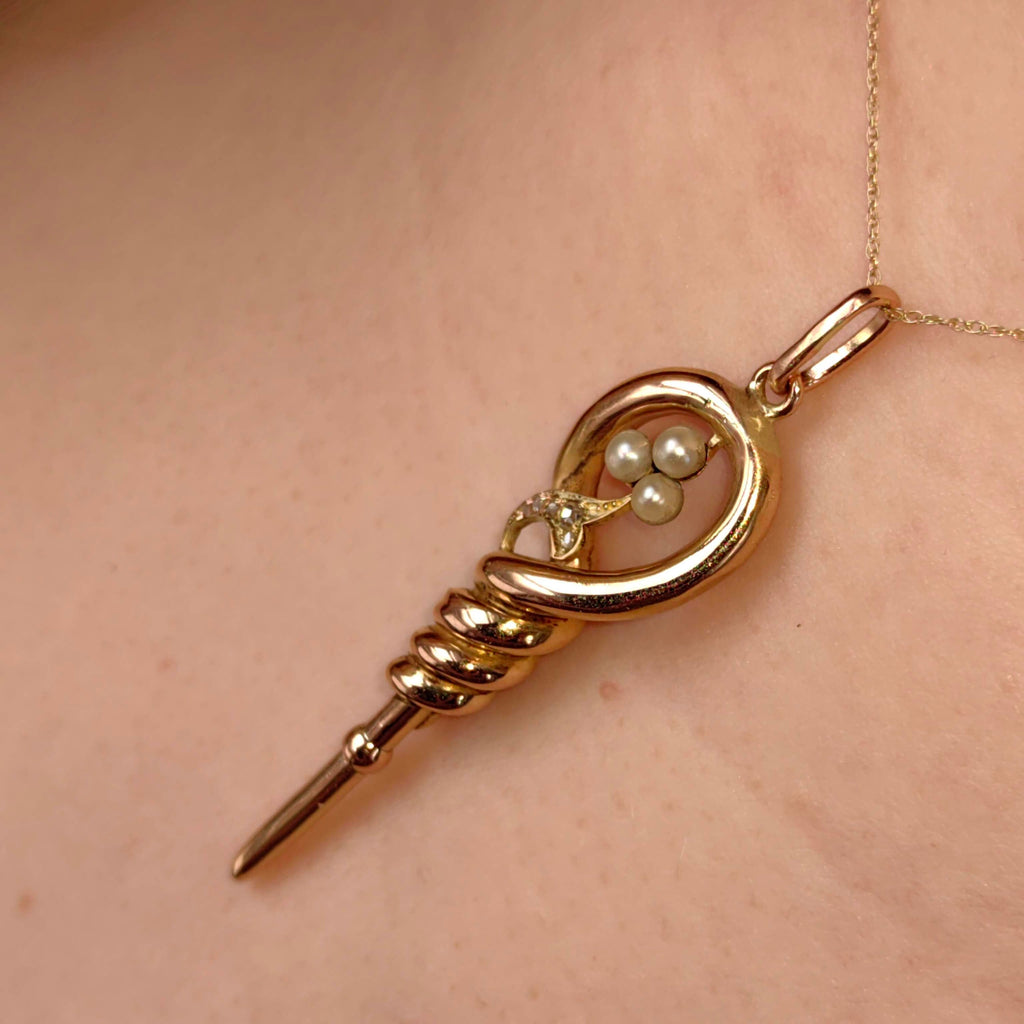 Art Nouveau Antique Vintage Pearl and Small Diamond 18K Solid Yellow Gold Dainty Pendant