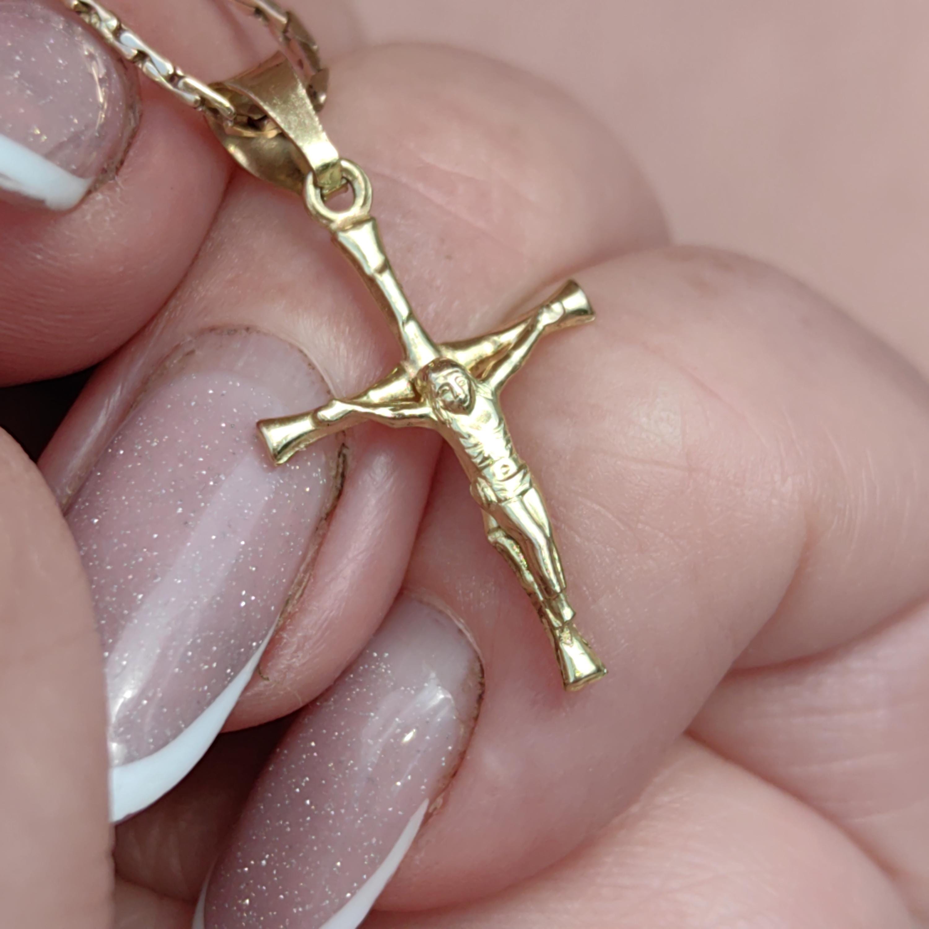 Vintage 14k Solid Yellow Gold Jesus Crucifix Cross Necklace Pendant Hand Chiseled Christian Catholic Latin Cross Charm Gift Present