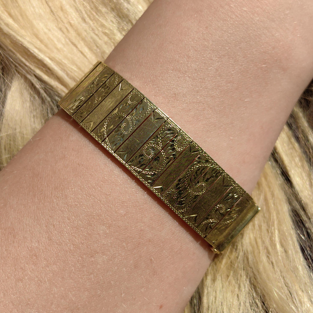 14k Yellow Gold Floral Link Bracelet: Antique Hand Chiseled Bangle, 1920s 25.9gr Solid, 19.5 cm long