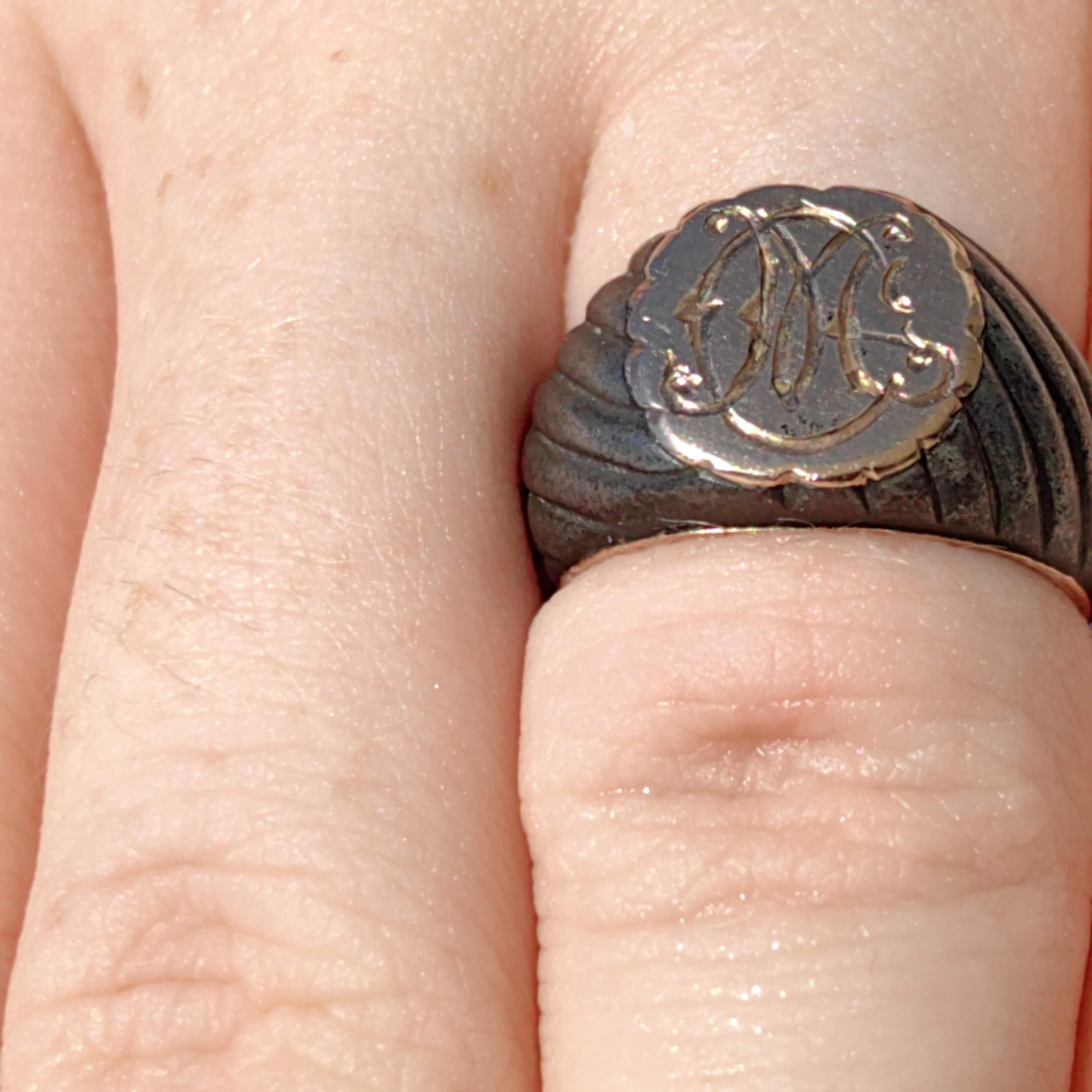 Victorian 14k Gold Initial Signet Ring: Antique Coat of Arms Seal