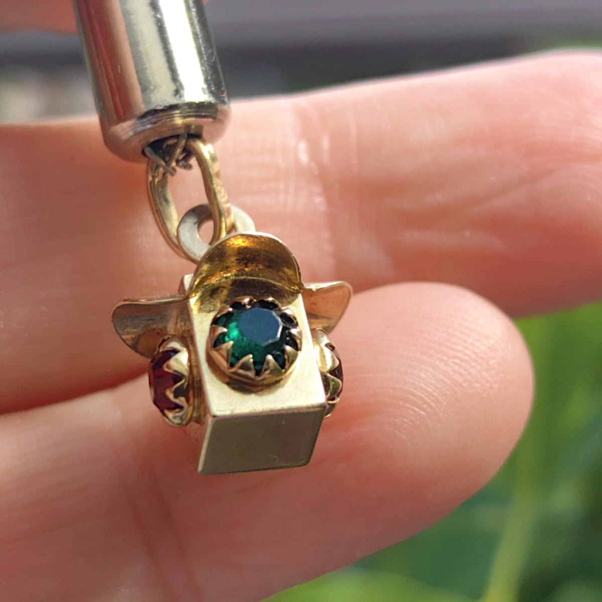 18k Gold Art Deco Pendant: Red & Green Paste Stone Charm