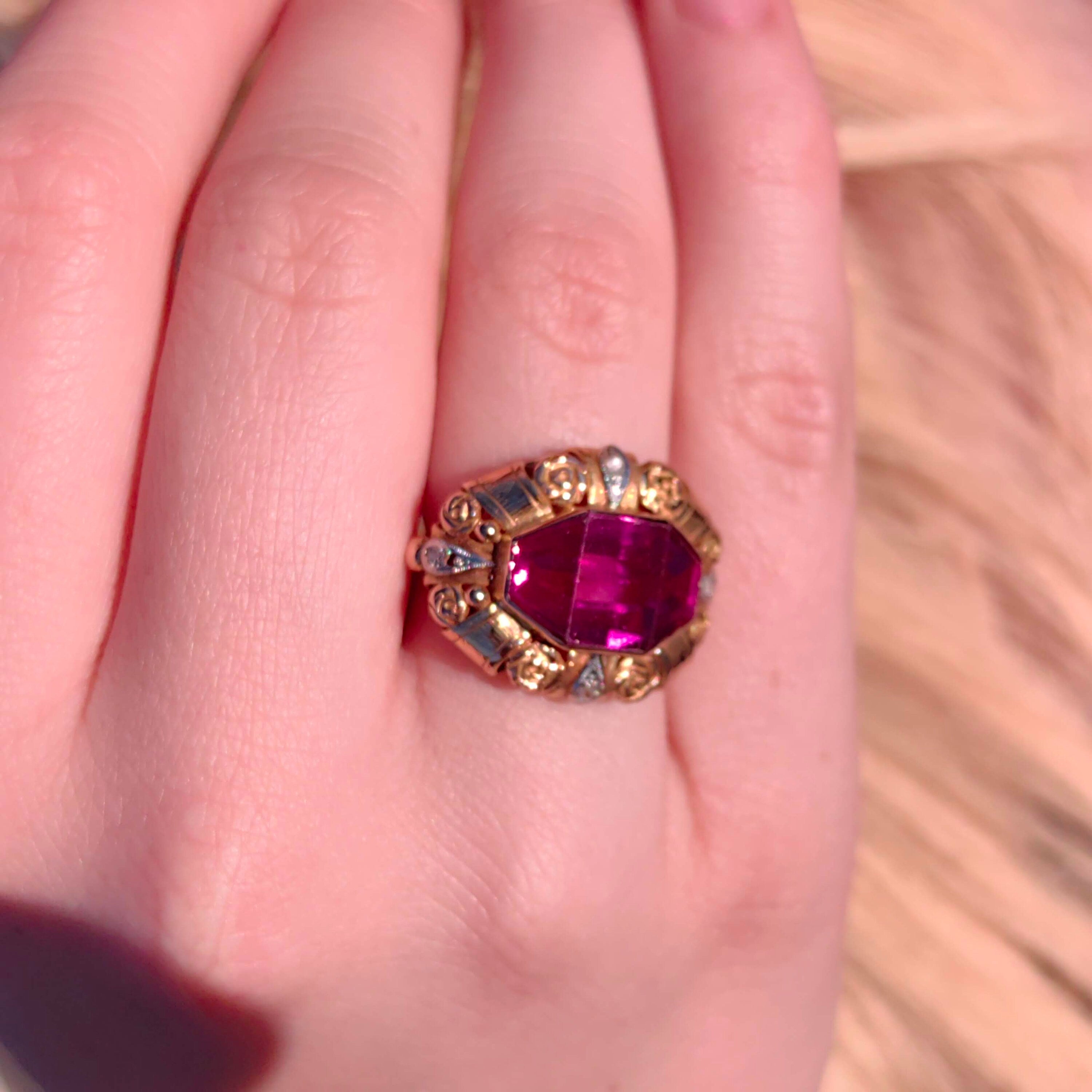 Art Deco 18k Yellow Gold Ring: Vintage Lab Grown Ruby and Diamond