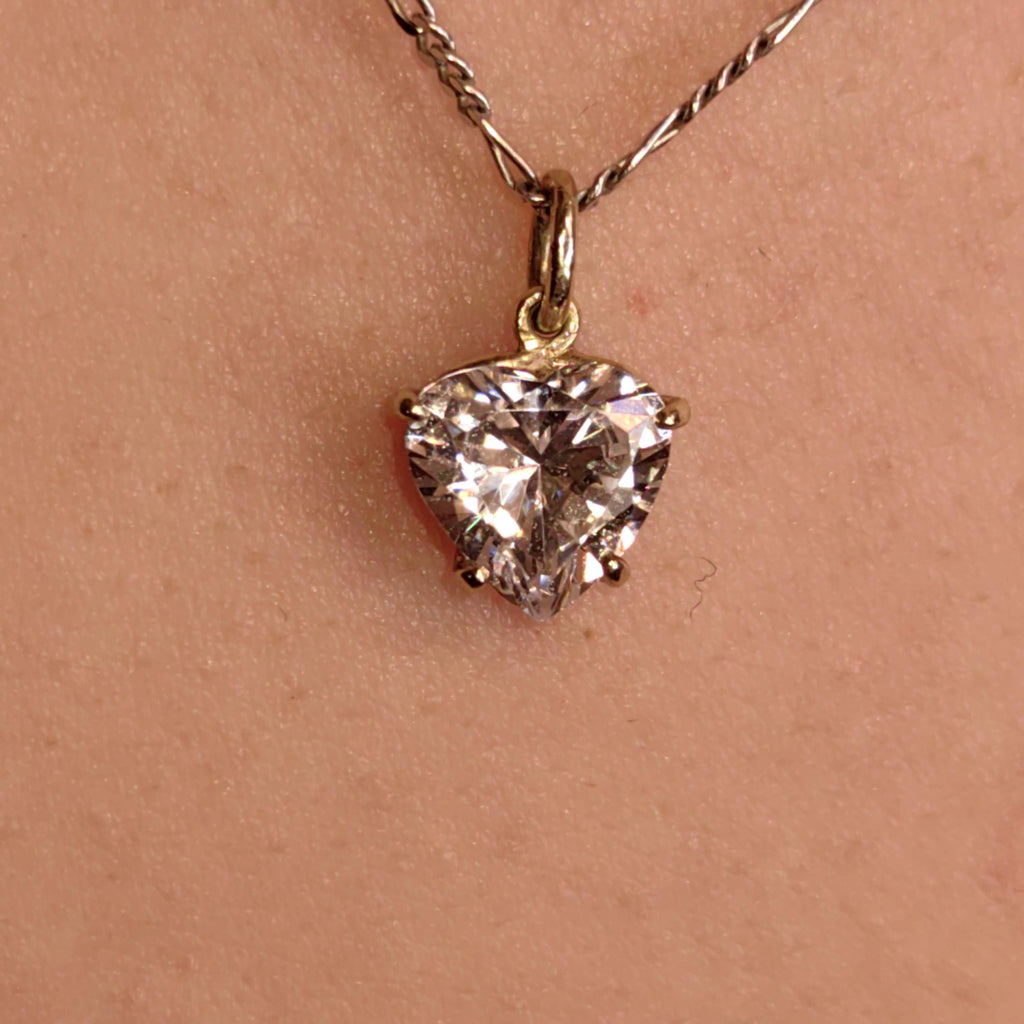 18k Solid White Gold Heart Shaped Necklace Pendant Crystal Cubic Zirconia Bracelet Love Charm Elegant Gift for Her Vintage Dangle