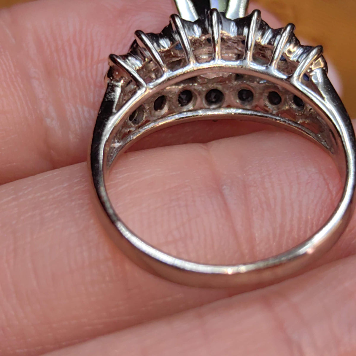 Vintage Mid-Century 18k White Gold Sapphire Diamond Ring