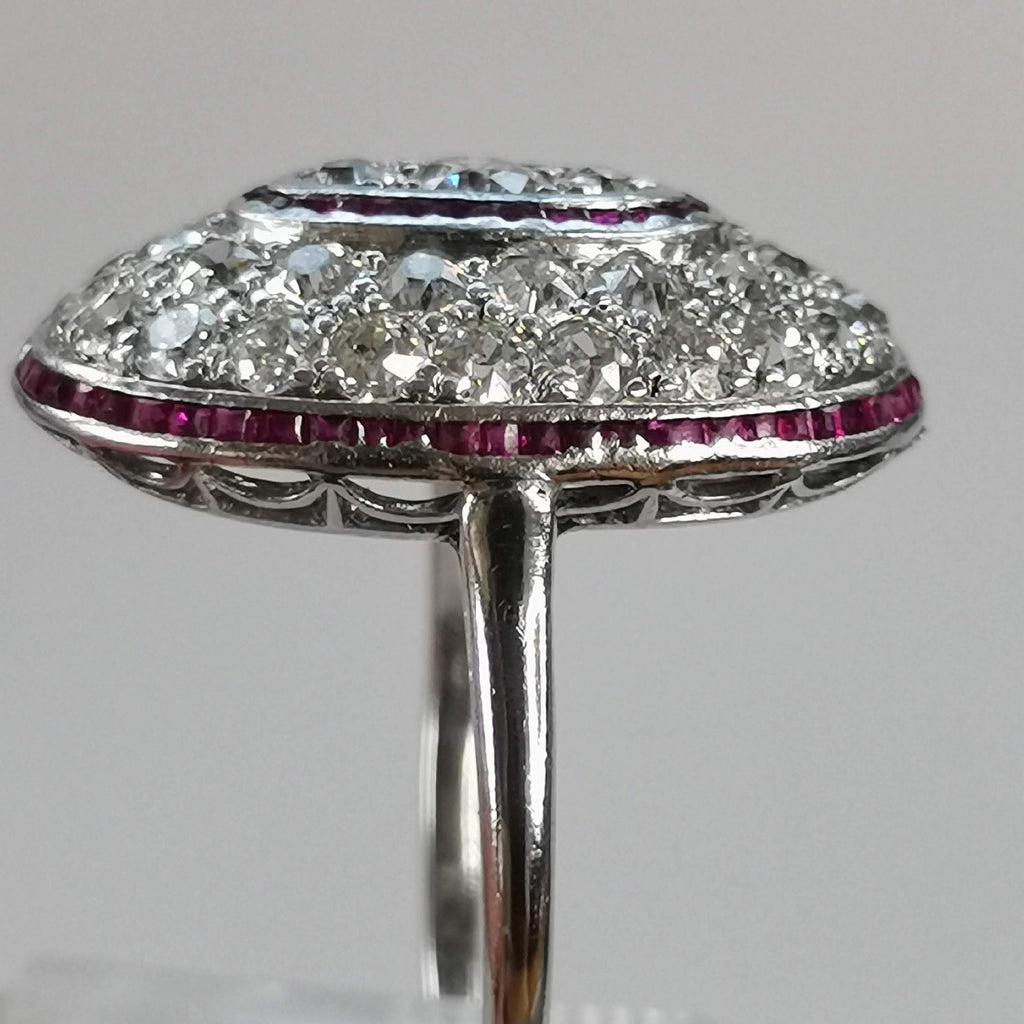 Art Deco Edwardian Natural Ruby and  2.7ct Old Cut Diamond Platinum ring 1920