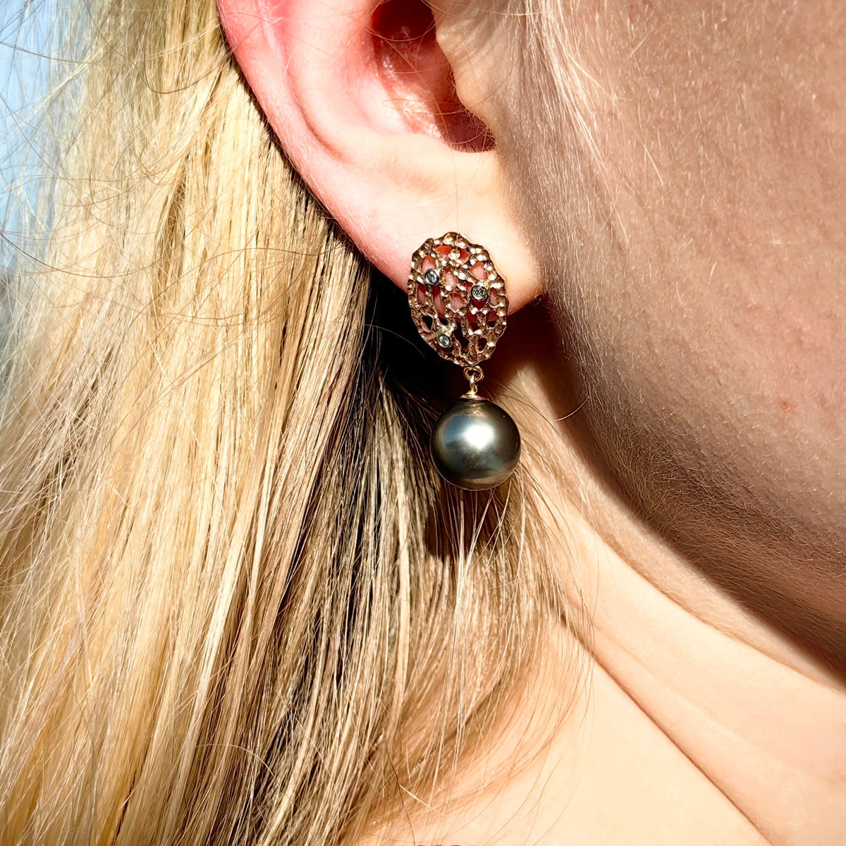 Vintage Tahitian Pearl and Diamond 14k Rose Gold Dangle Earrings