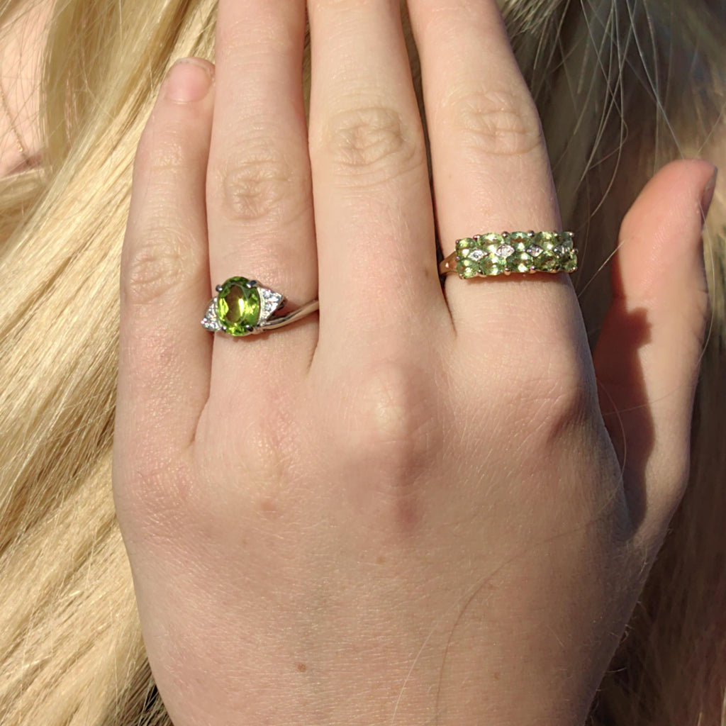 Vintage 14k Solid  White Gold Mid-Century Peridot  Diamond Geometric Solitaire Elegant Band Ring Gift for Her Present