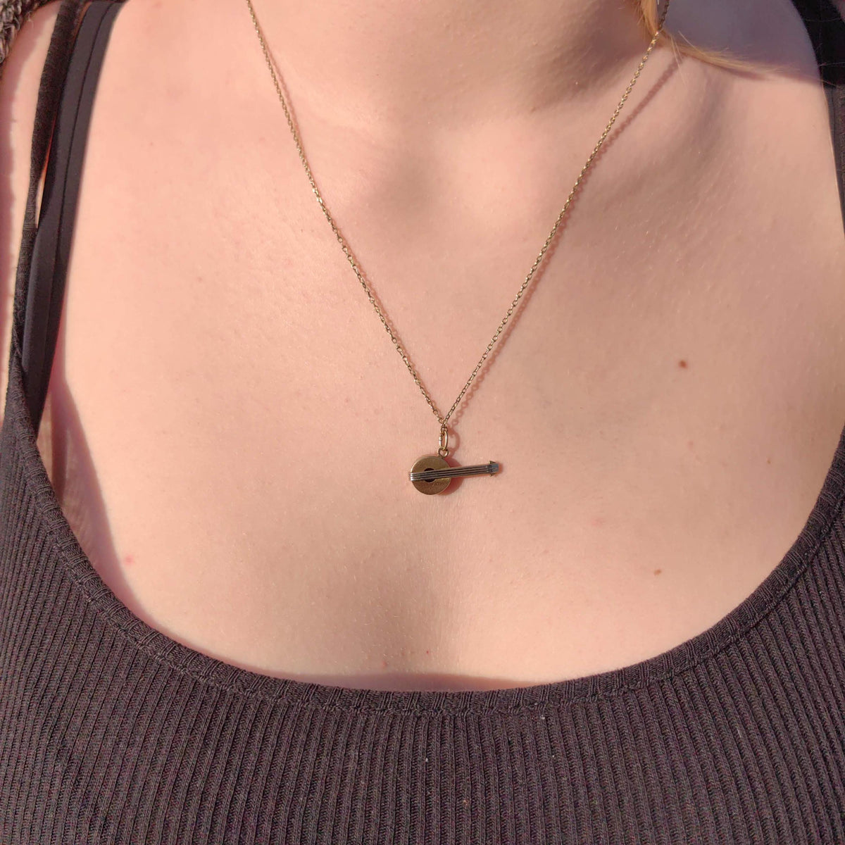 1920s Art Deco 14k Yellow Gold Banjo Pendant Charm