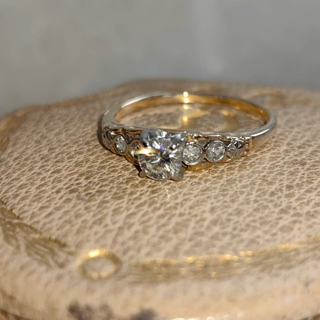 Vintage Antique 0.41 ct. Diamond Solid Yellow Gold Band Ring Engagement Ring