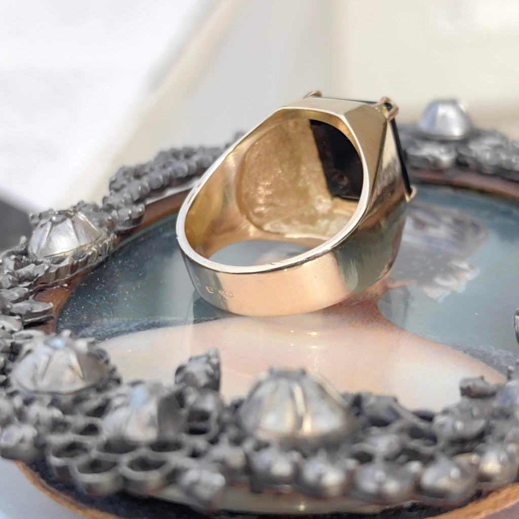 Art Deco 14k Gold Onyx Ring: Vintage Spade Statement Ring