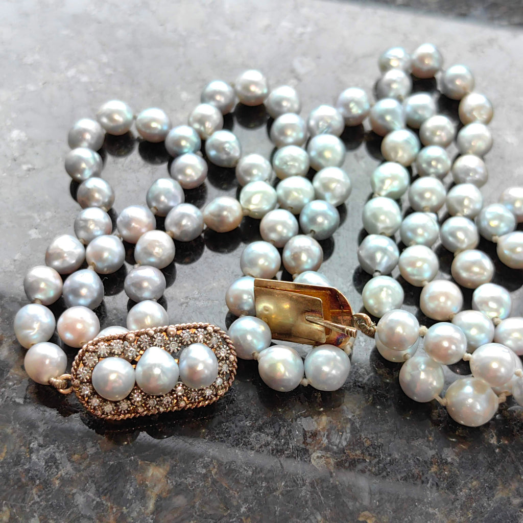 Art Deco 18k Gold Diamond Pearl Necklace: 1940s Vintage Beaded Lock