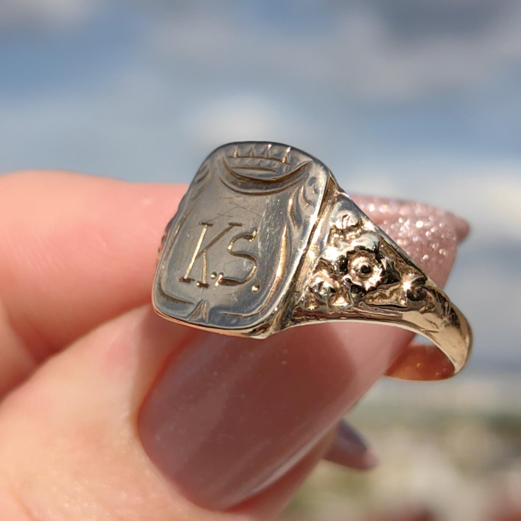 14k Yellow Gold Antique Signet Ring: Crown & KS Initials, Size 11