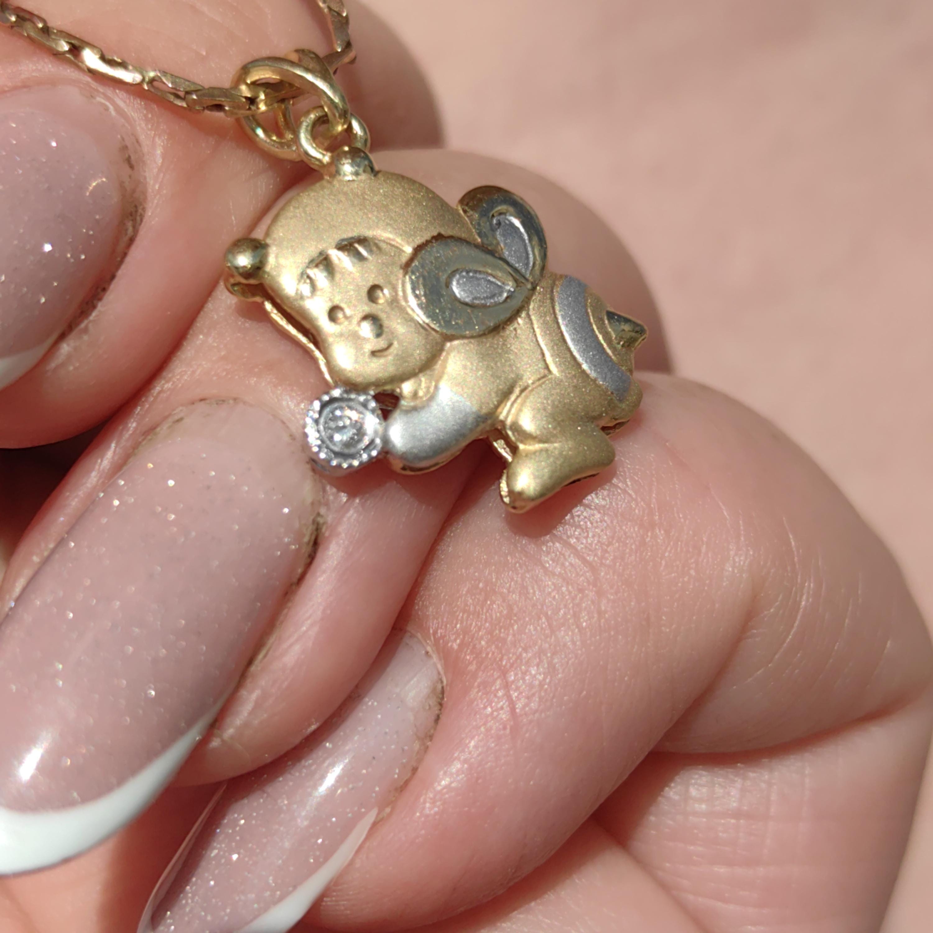 Vintage 14k Gold Bee Charm Pendant: Two-Tone Whimsical Jewelry