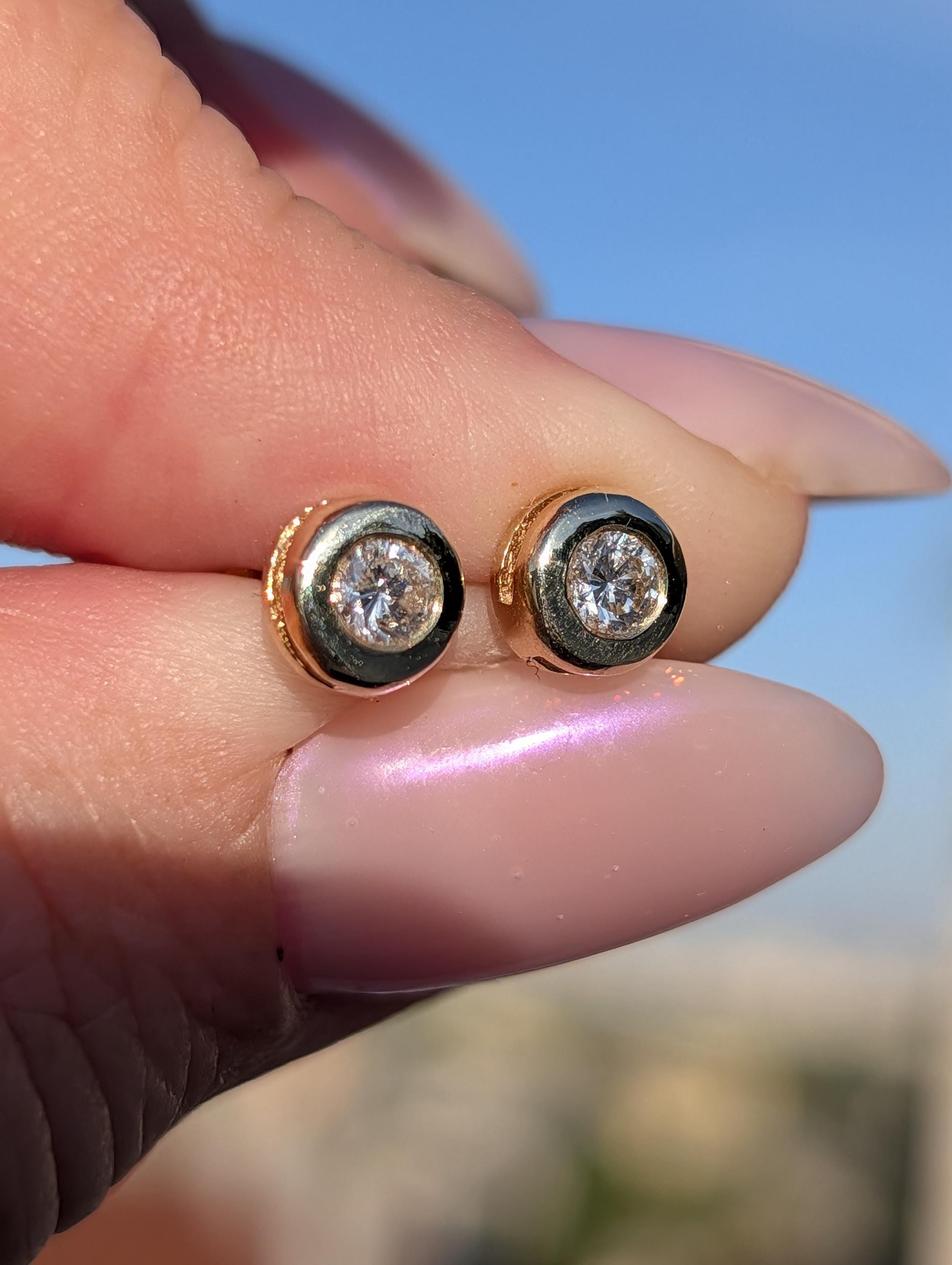 1980s Vintage Diamond Stud Earrings 14k 585 Yellow Gold, Bezel Set Solitaire Brilliant Cut push Back Gift for Her