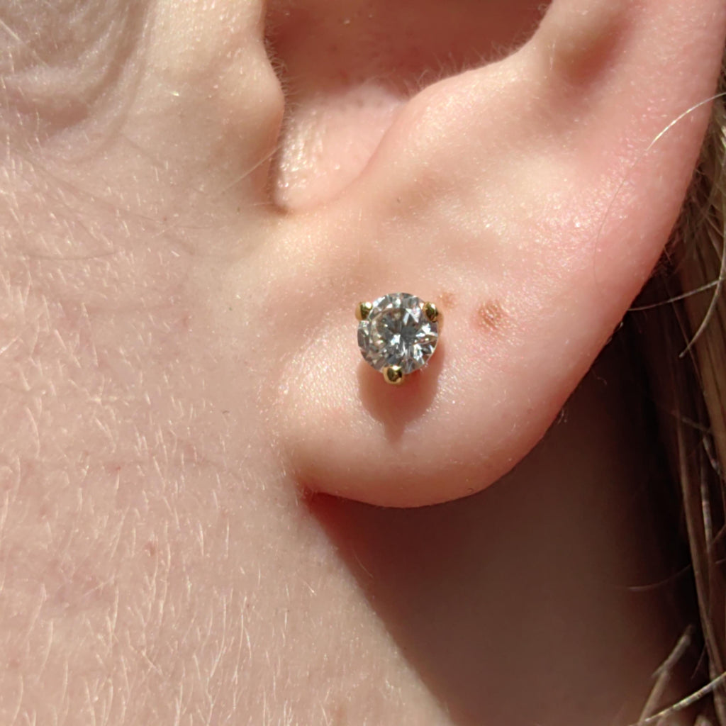 Vintage Diamond Solitaire Natural Elegant Classic Stud Earrings 18k 750 Hallmarked Yellow Gold Solitaire Earrings Gift Wedding