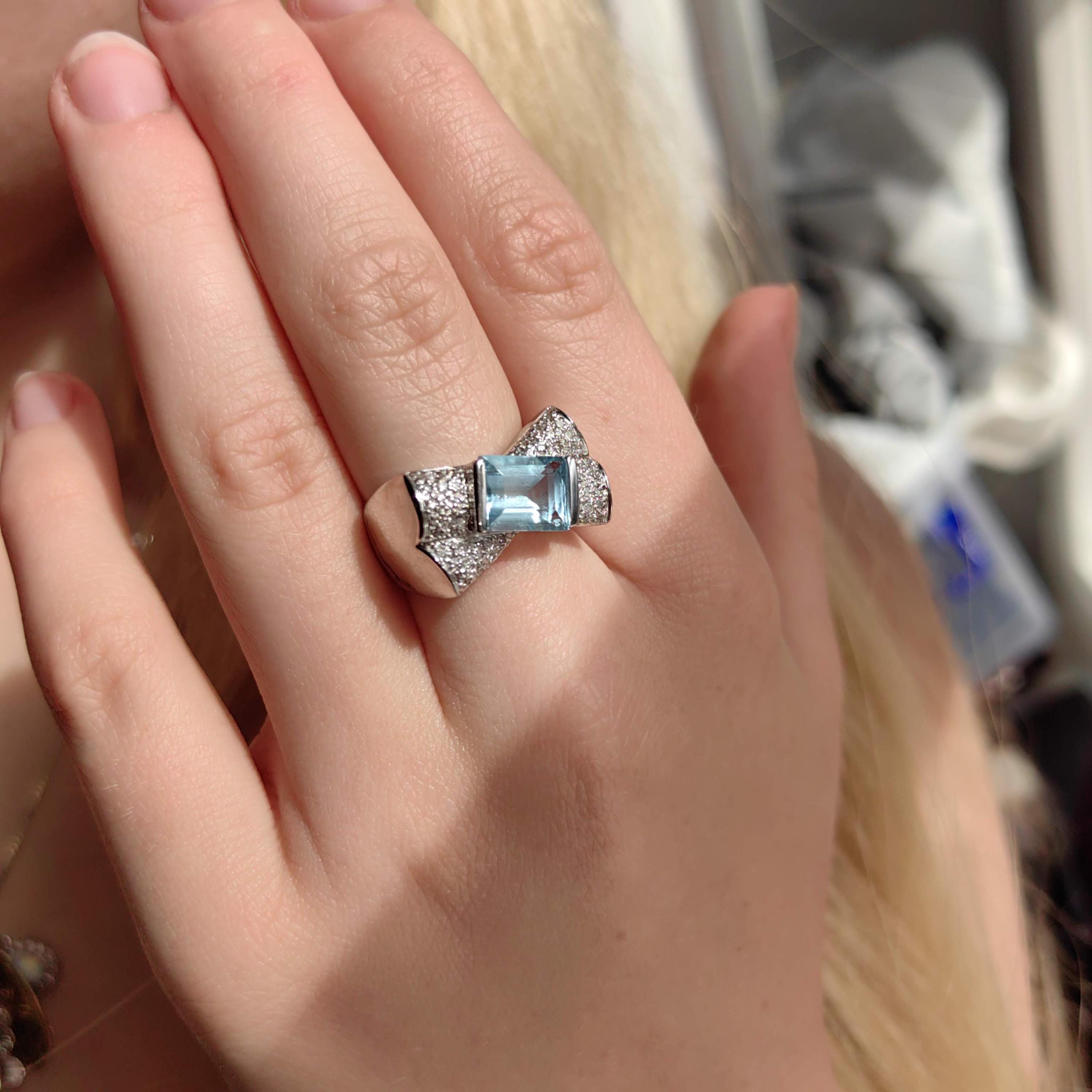 Aquamarine Diamond 18k White Gold Cocktail Ring: Geometric Statement