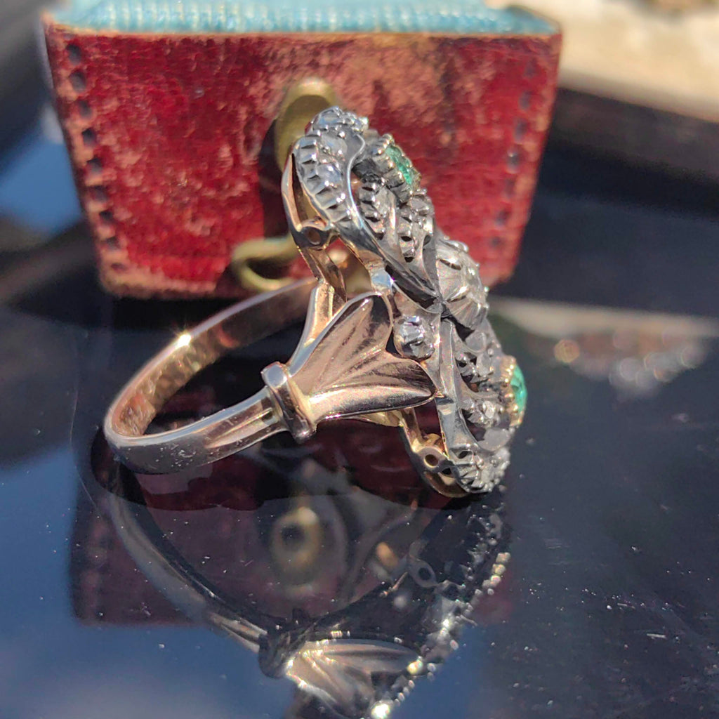 Art Deco Natural Green Emerald Rose Diamond in Silver Setting Elegant Ring 14k Gold & Silver, 1940s Vintage Antique Gift for Her