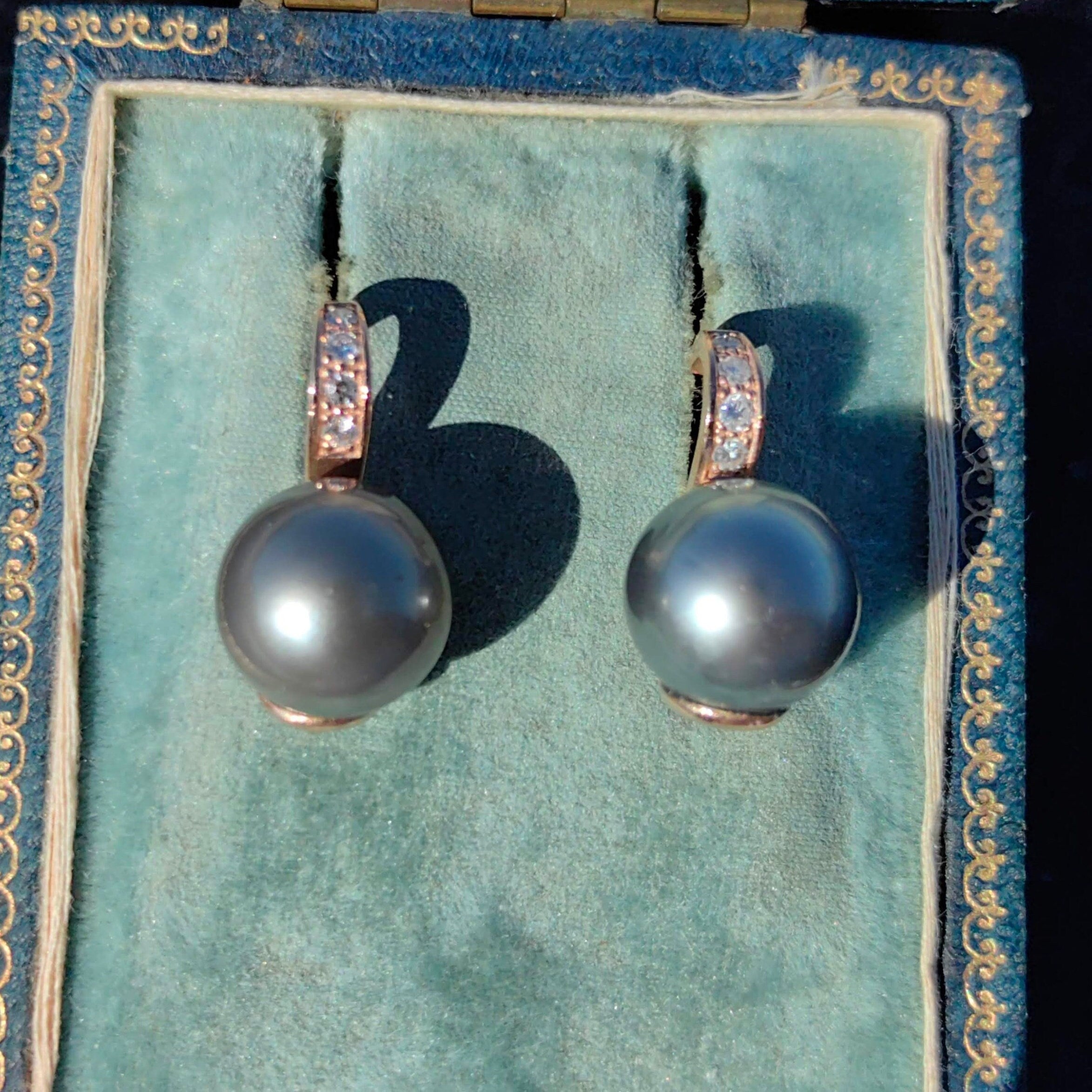 Vintage 15mmTahitian Cultured Franch Polinesia Pearl Diamond 14K Solid Gold Stud Earrings
