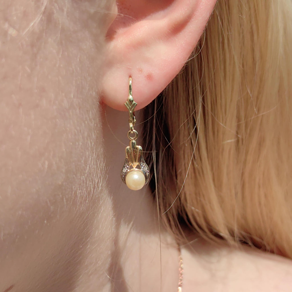 Vintage 14K Yellow Gold Dangle Earrings: Diamond & Cultured Pearl