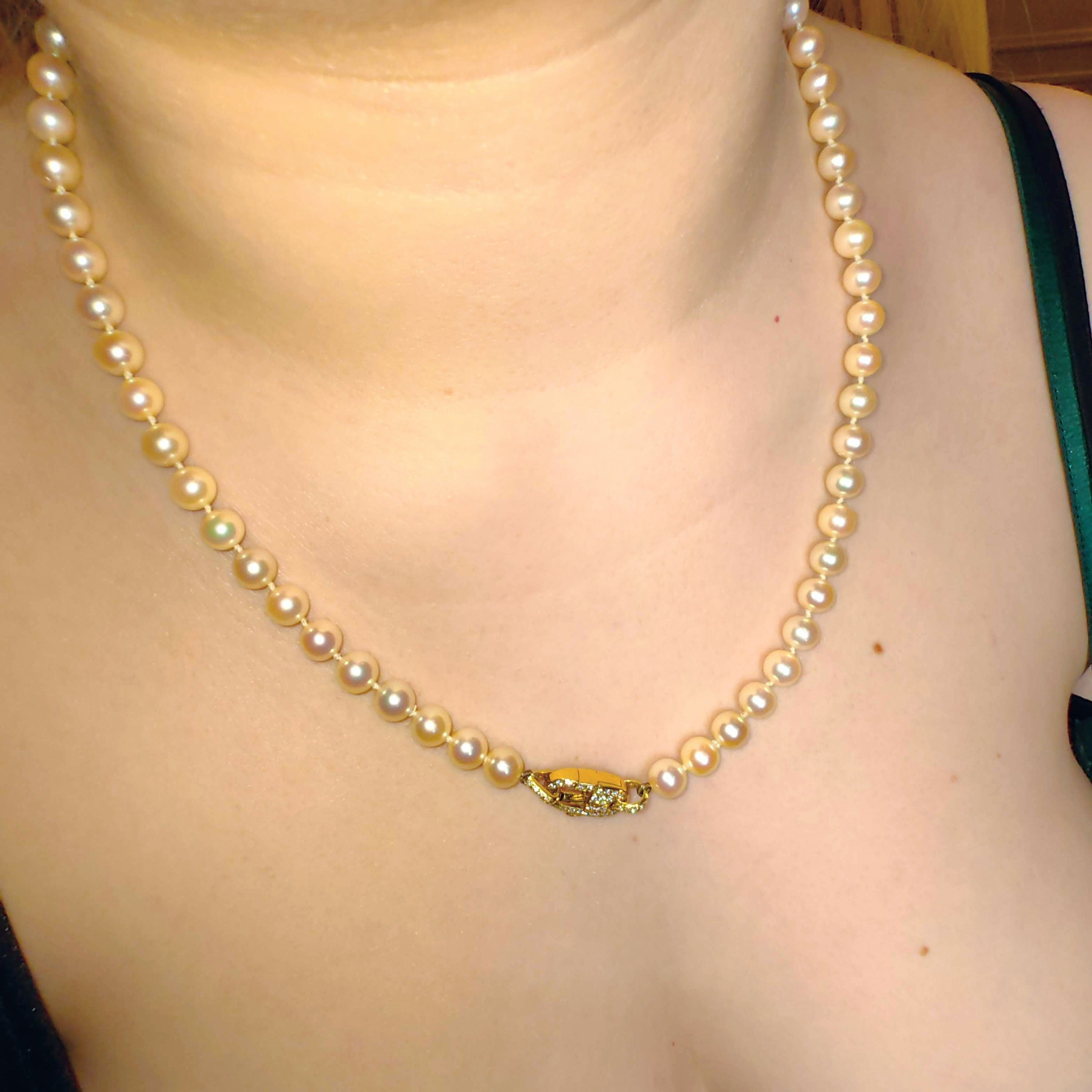 Vintage Pearl Beaded Necklace: 0.75 ct Diamond 18k Yellow Gold Lock