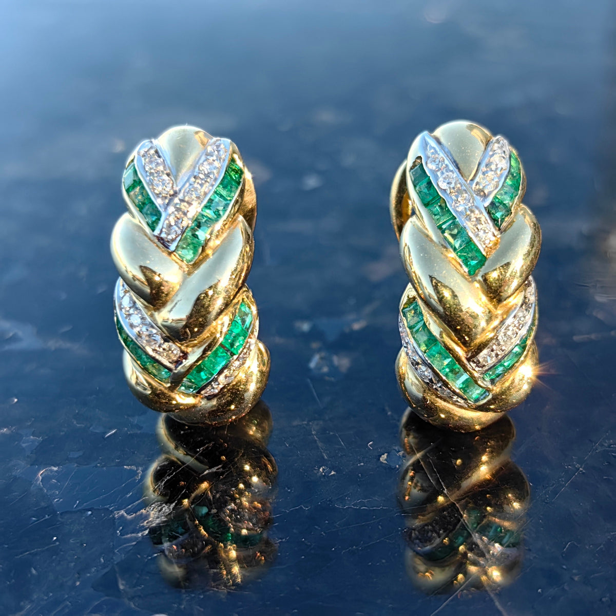 Mid Century 18k Yellow Gold Braided Knot Earrings 0.32ct Emeralds 0.80ct Diamonds 9.2g Vintage Statement Jewelry Gift for Her Omega closure.