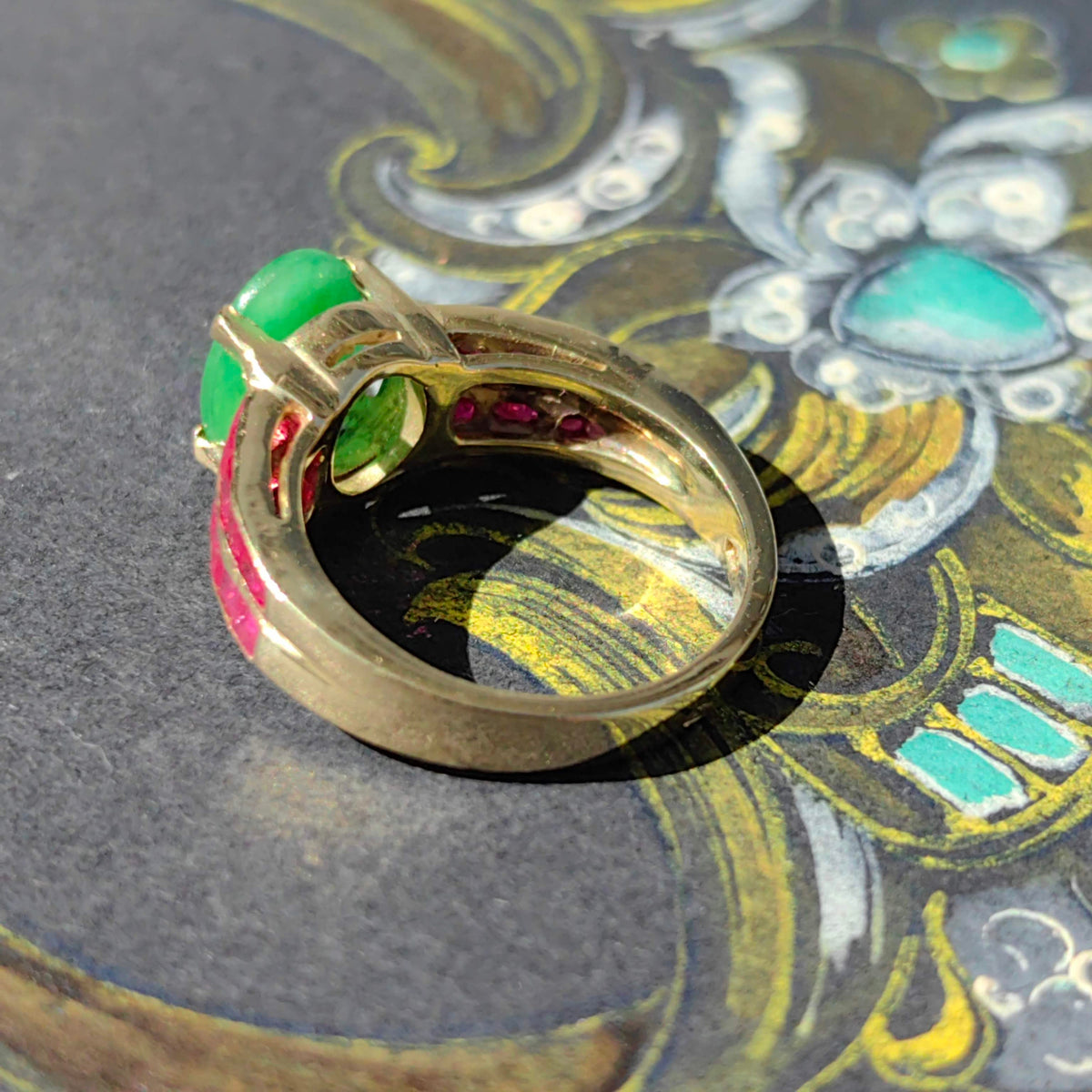 Vintage 18K Gold Jadeite & Ruby Cocktail Ring - Hungarian Hallmarks