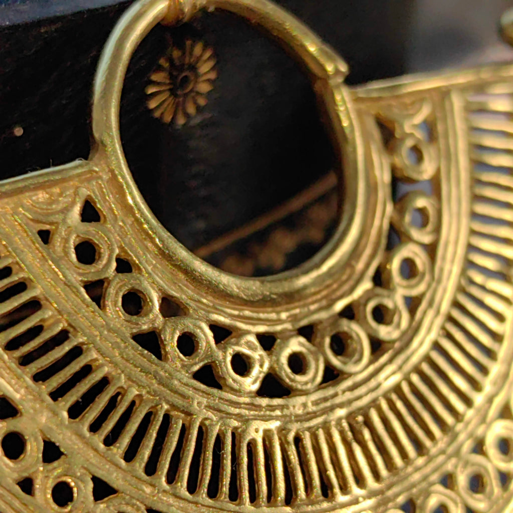 Vintage 18k Yellow Gold Egyptian Style Pendant: Filigree Boho Statement