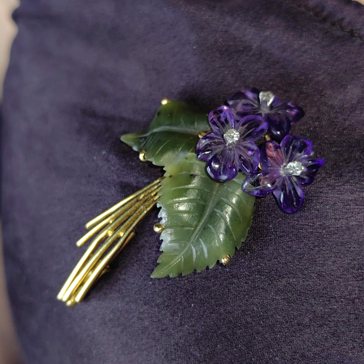 Antique 18k Gold Floral Brooch: Carved Amethyst, Jade & Diamond Violet Pin