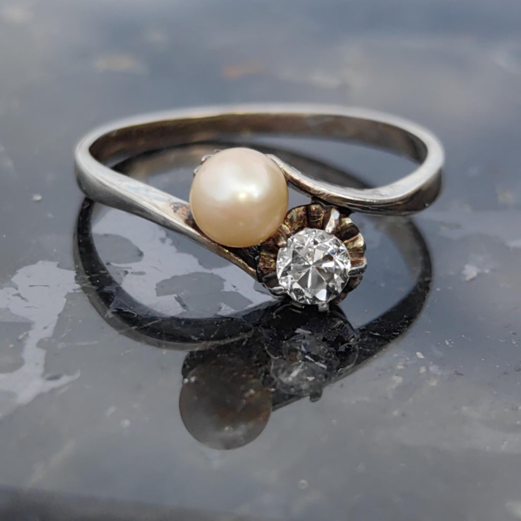 Art Deco Antique Vintage 1940s Cultured Natural Pearl Diamond 18k Solid White Gold Two Stone Wave Elegant Ring Gift for Her