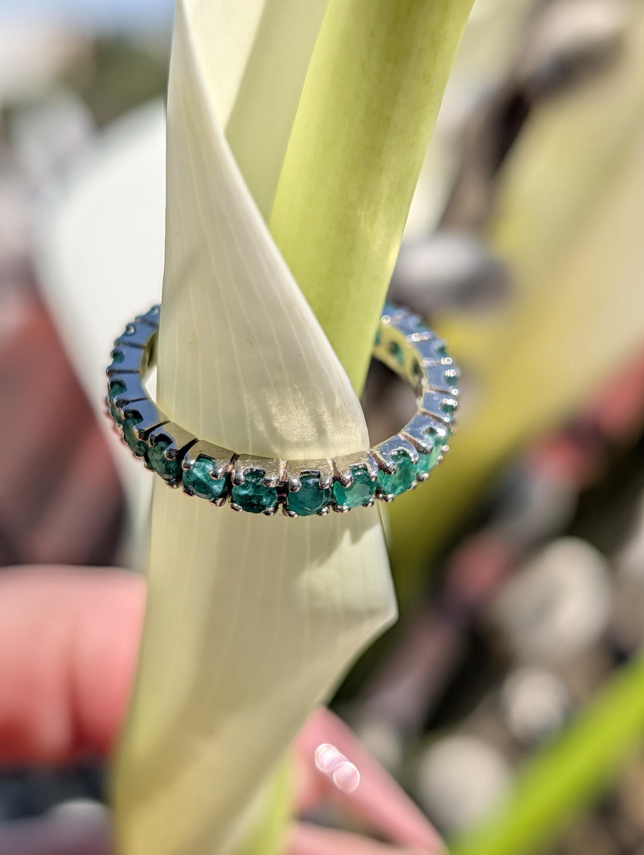 Vintage Natural Emerald Eternity Setting18k Solid White Gold Ring  Stackable Green Engagement  Band Gift for Her Present