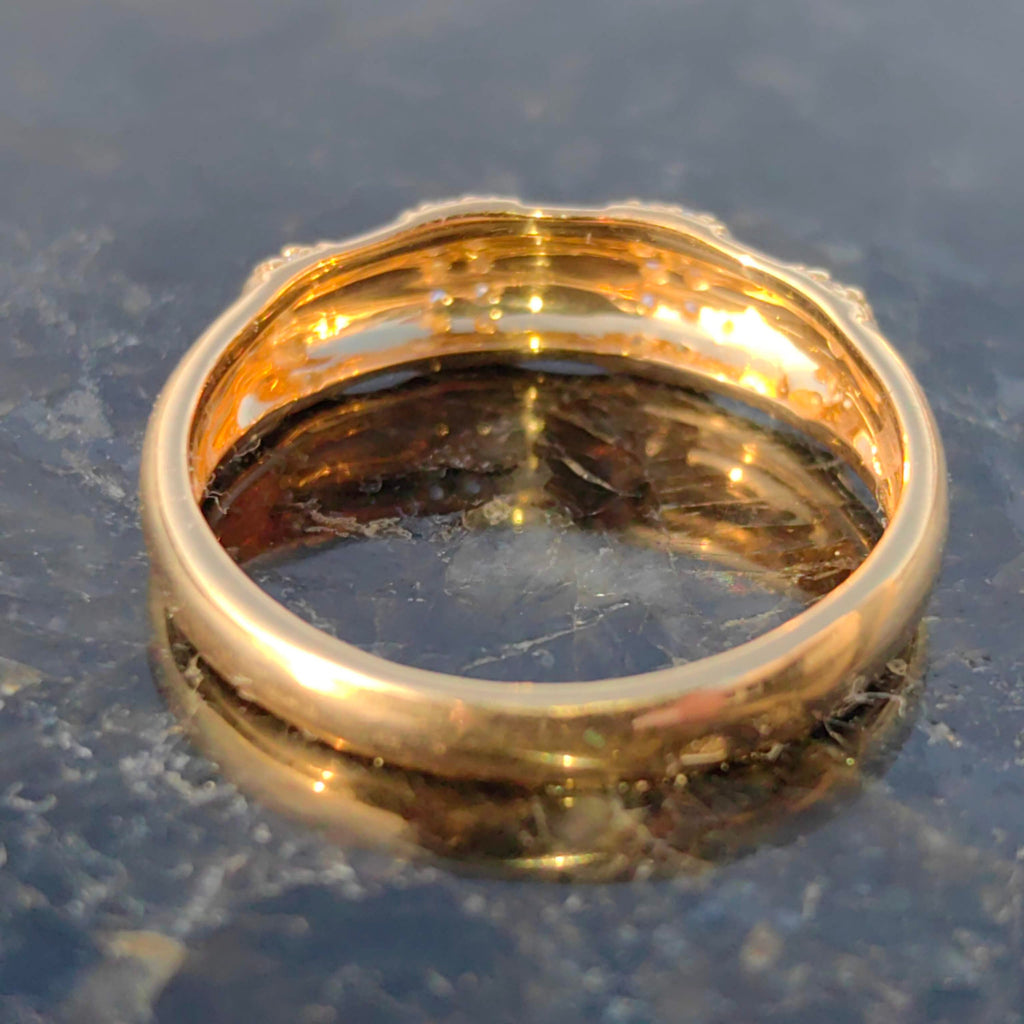 Vintage 18K Gold Diamond Band Ring: 1980s Bamboo Design