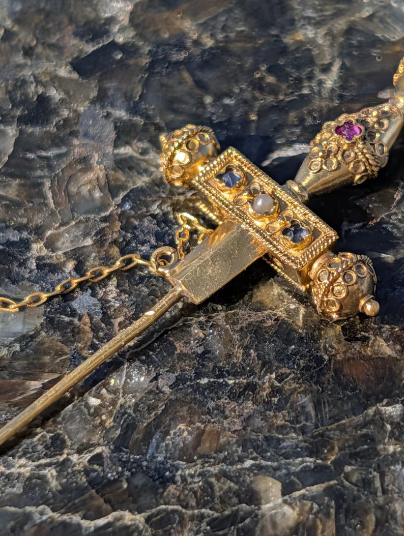 1890s Historicist 18k Gold Sword Brooch Stick Pin Natural Sapphires Ruby Pearl Filigree US Duty-Free HTS 9706 — photo 6
