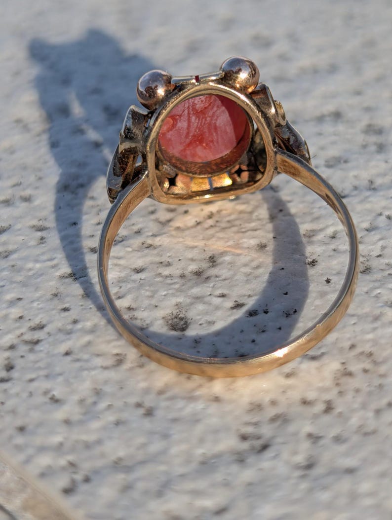 1920s Art Deco 14k Yellow Champagne Gold Natural Mediterranean Coral Ring Hungarian Hallmark Openwork US Duty-Free HTS 9706 — photo 14