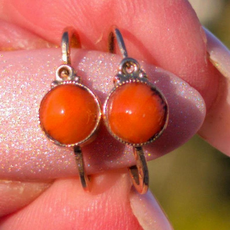 Circa 1900 Late Victorian 14k Yellow Champagne Rose Gold Mediterranean Coral Sleeper Hoop Earrings US Duty-Free HTS 9706 — photo 2