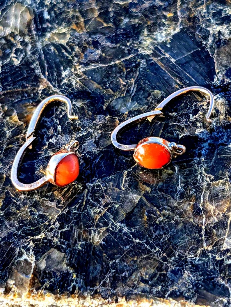 Circa 1900 Late Victorian 14k Yellow Champagne Rose Gold Mediterranean Coral Sleeper Hoop Earrings US Duty-Free HTS 9706 — photo 13