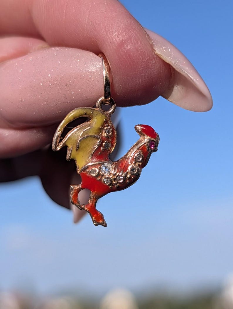 1920s Hungarian 14k Solid Gold Rooster Pendant Fire Enamel Ruby Single Cut Diamonds Good Luck Charm US Duty Free HTS 9706 — photo 4