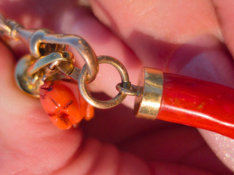 Mid Century Natural Untreated Mediterranean Coral Horn Pendant 18k Solid Yellow Gold Cap Hungarian Import Hallmark 47mm Good Luck Charm — photo 12
