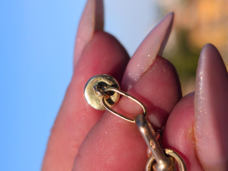 Mid Century Natural Untreated Mediterranean Coral Horn Pendant 18k Solid Yellow Gold Hungarian Import Hallmark 37.5mm Good Luck Charm — photo 8