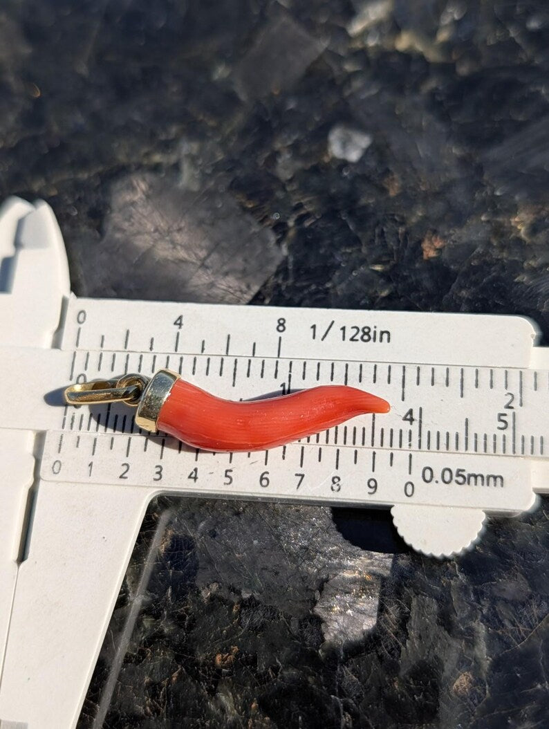 Mid Century Natural Untreated Mediterranean Coral Horn Pendant 18k Solid Yellow Gold Hungarian Import Hallmark 37.5mm Good Luck Charm — photo 11