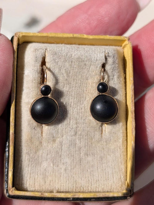 1890s Late Victorian Black Paste Sleeper Leverback Earrings 14k Solid Yellow Gold Austro Hungarian Hallmarks US Duty Free HTS 9706 — photo 2