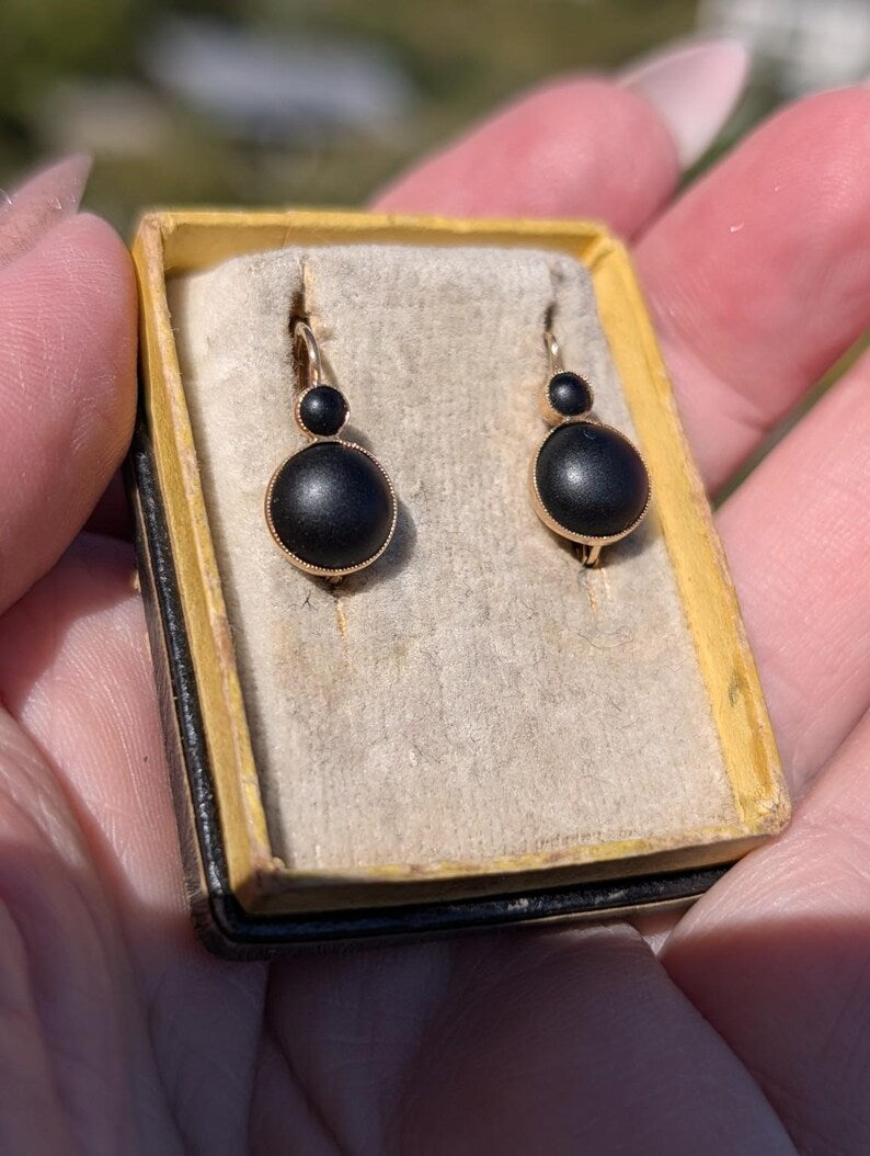 1890s Late Victorian Black Paste Sleeper Leverback Earrings 14k Solid Yellow Gold Austro Hungarian Hallmarks US Duty Free HTS 9706 — photo 7