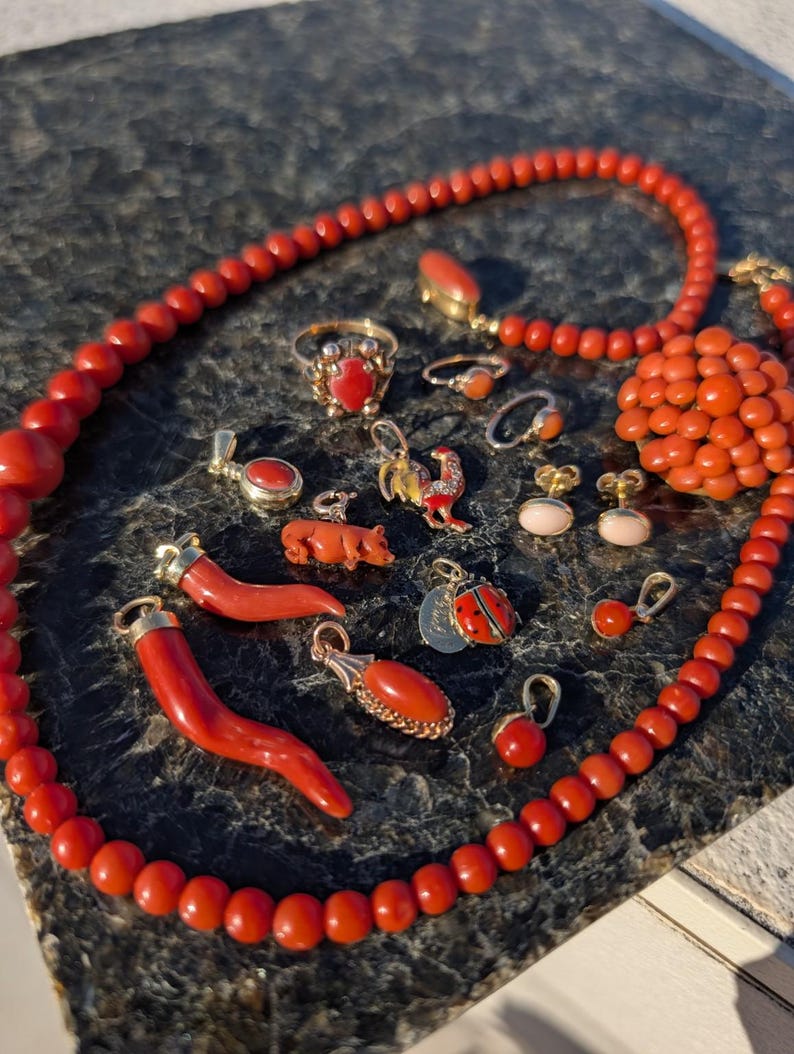 Antique 1920s Natural Untreated Mediterranean Red Coral Bead Necklace 18k Solid Yellow Gold Hidden Clasp 53cm US Duty Free HTS 9706 — photo 2