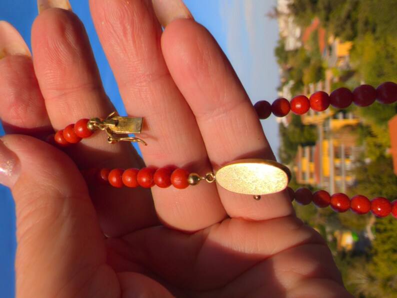 Antique 1920s Natural Untreated Mediterranean Red Coral Bead Necklace 18k Solid Yellow Gold Hidden Clasp 53cm US Duty Free HTS 9706 — photo 4