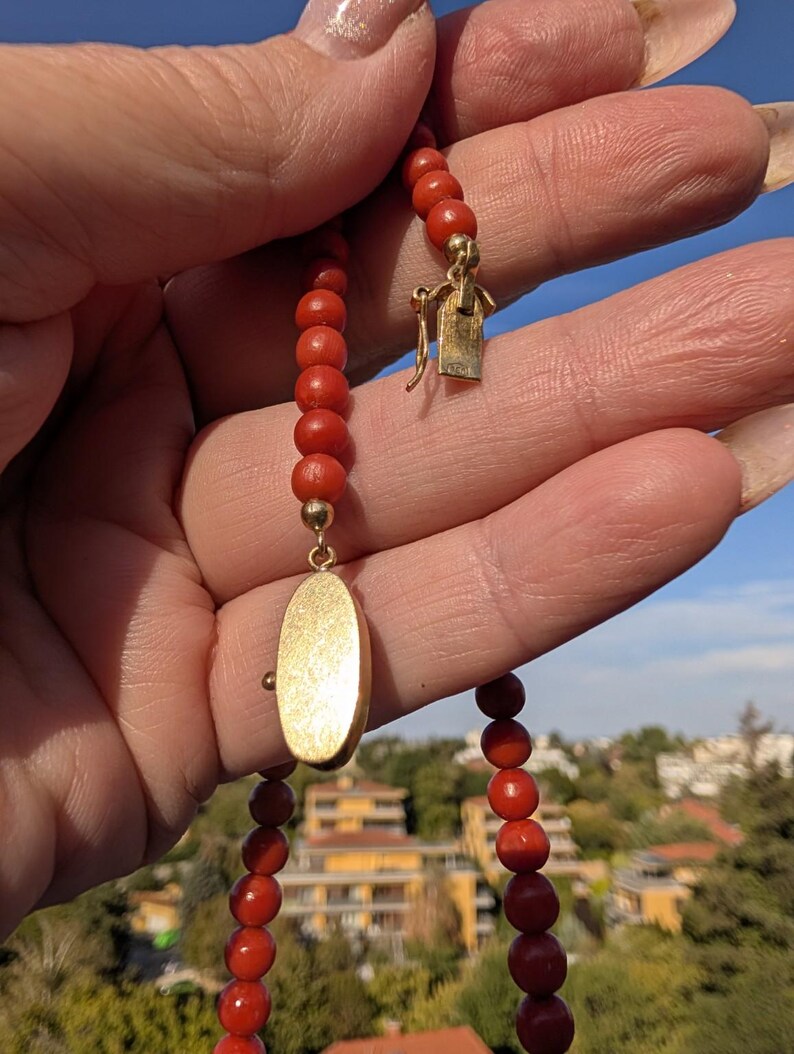 Antique 1920s Natural Untreated Mediterranean Red Coral Bead Necklace 18k Solid Yellow Gold Hidden Clasp 53cm US Duty Free HTS 9706 — photo 9