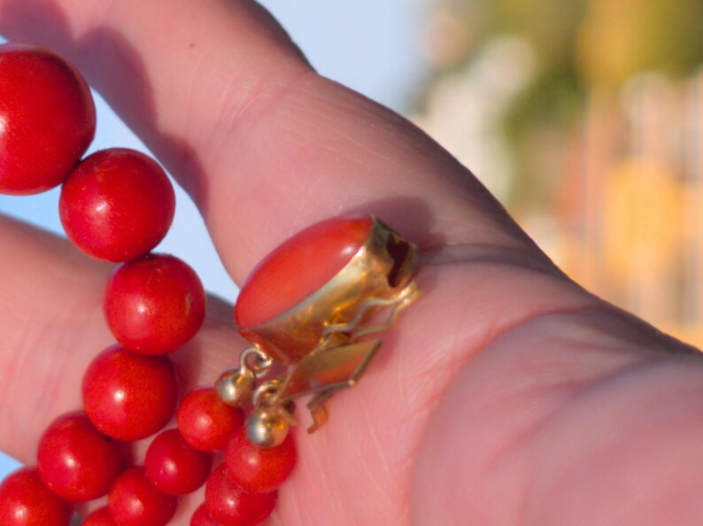 Antique 1920s Natural Untreated Mediterranean Red Coral Bead Necklace 18k Solid Yellow Gold Hidden Clasp 53cm US Duty Free HTS 9706 — photo 12