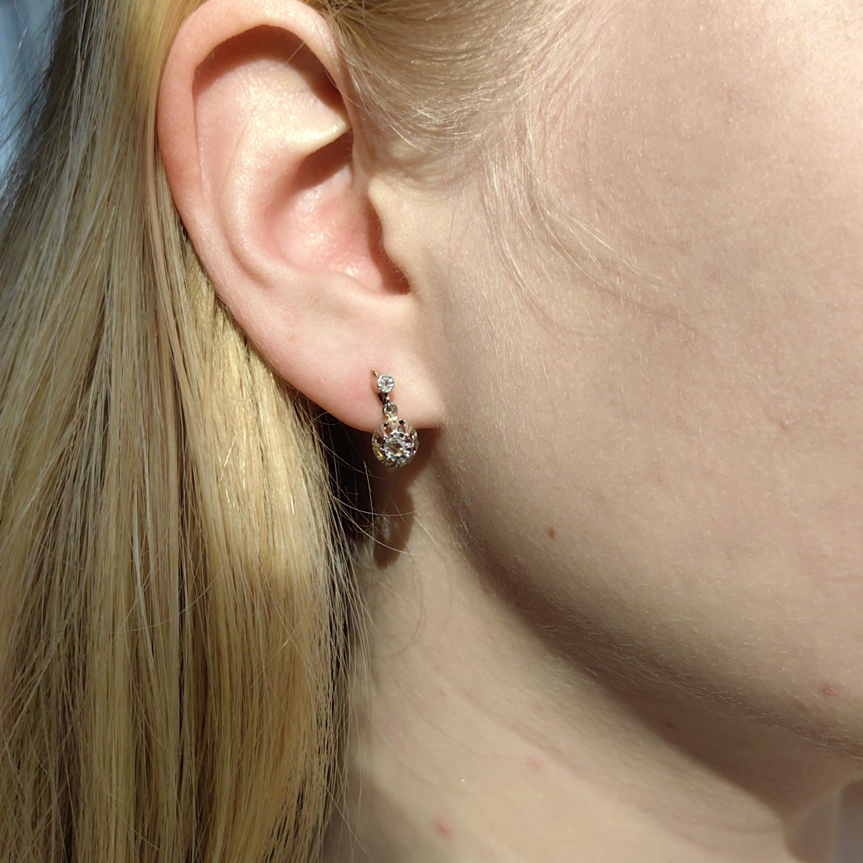 1940s Art Deco Diamond 18k Gold Earrings: Lever Back Dormeuse