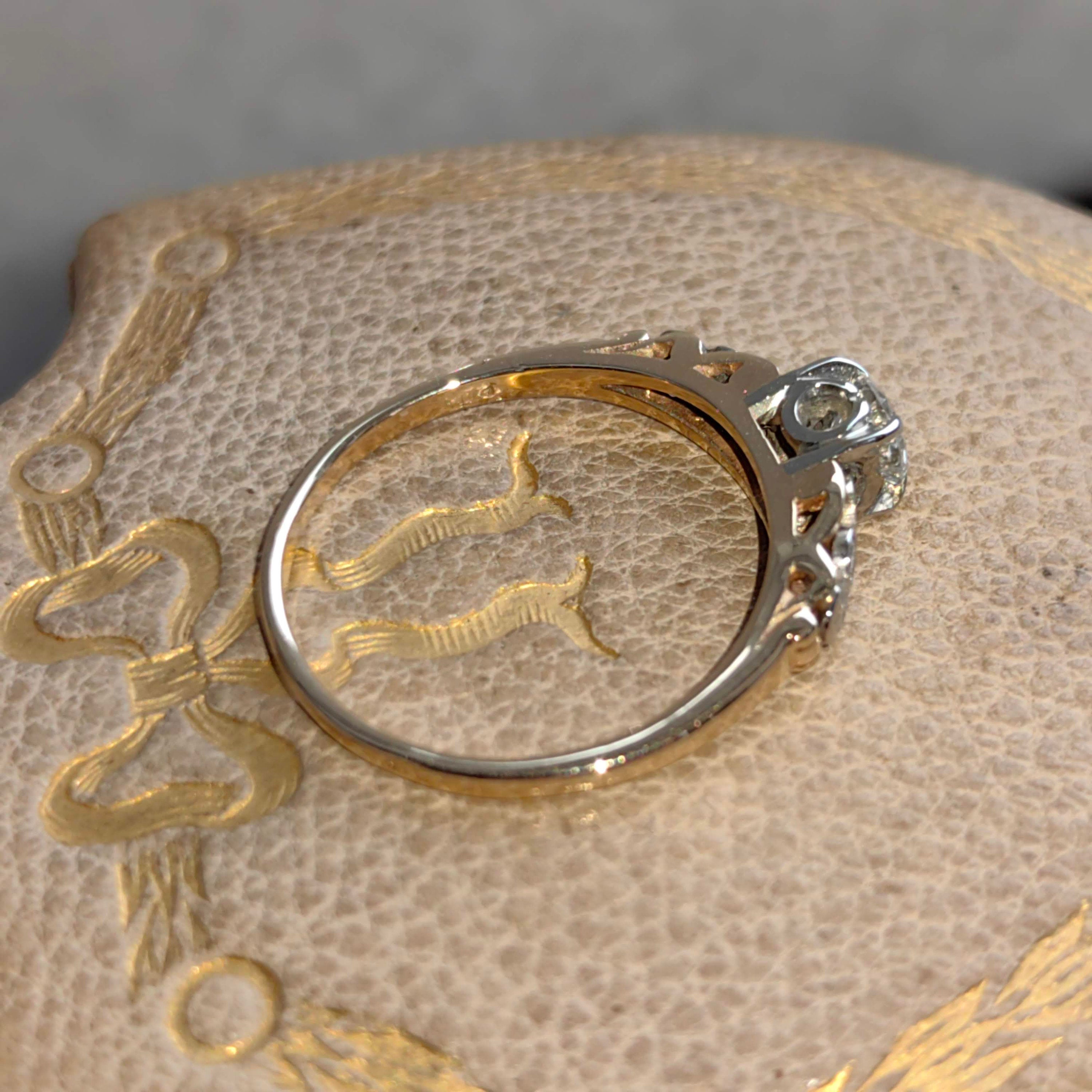 Vintage Antique 0.41 ct. Diamond Solid Yellow Gold Band Ring Engagement Ring